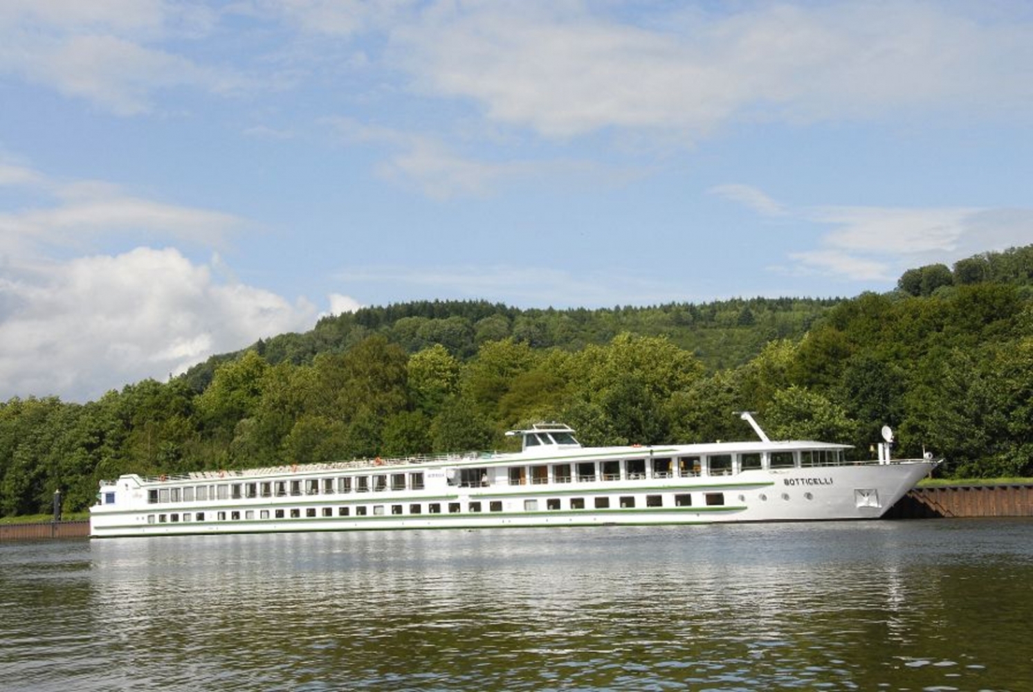 Flusskreuzfahrt auf der Seine Flusskreuzfahrt auf der Seine